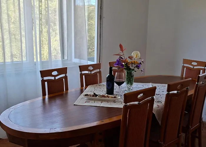 Kamena Kuca Pax * Vrgada